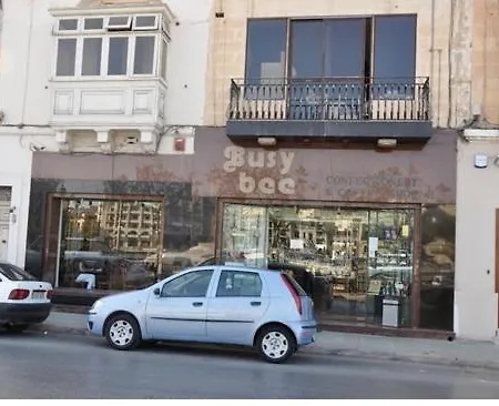 Valletta Short Distance- 1 - En-suite In A Shared Apartment
